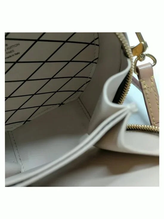 Authentic Louis Vuitton Petite Boite Chapeau Monogram Mini Crossbody Bag LV - Picture 15 of 16